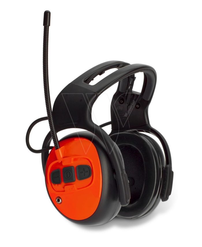 Husqvarna TC 138L tracteur tondeuse 97 cm avec remorque et casque FM