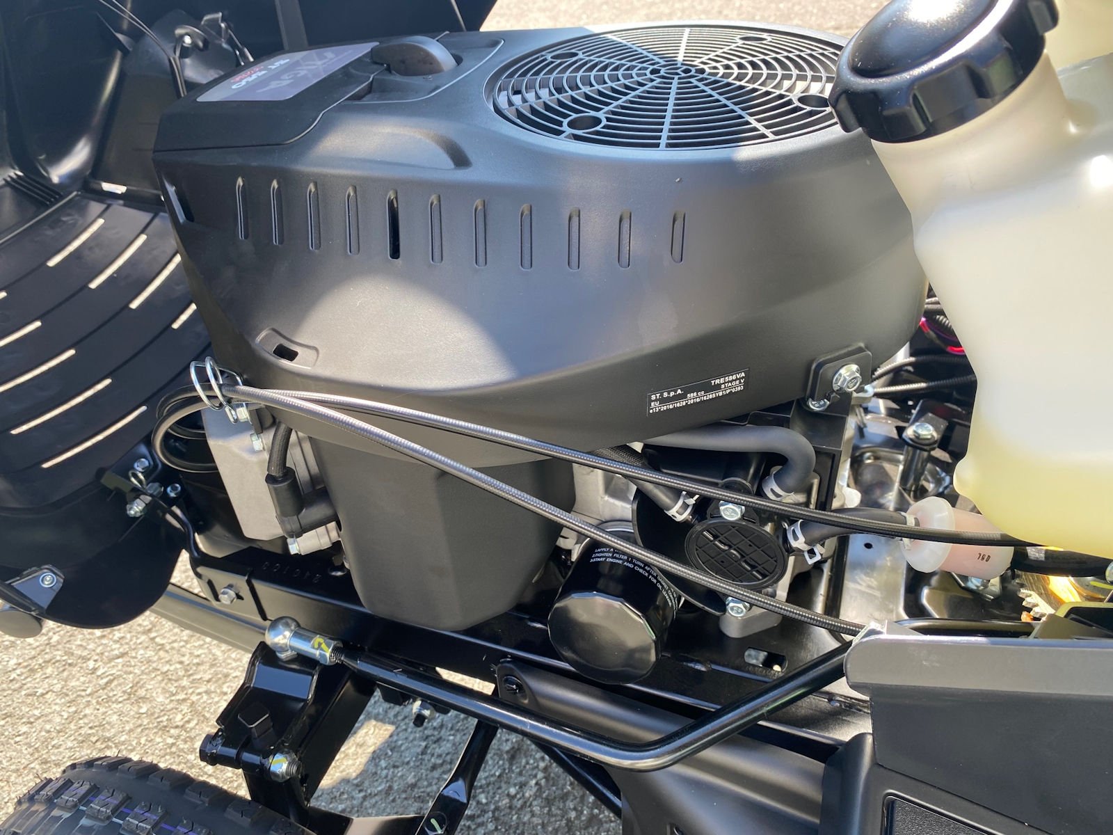 Tracteur tondeuse Black Edition PRO 228/108 Twin HS avec pack hiver 120 Plus