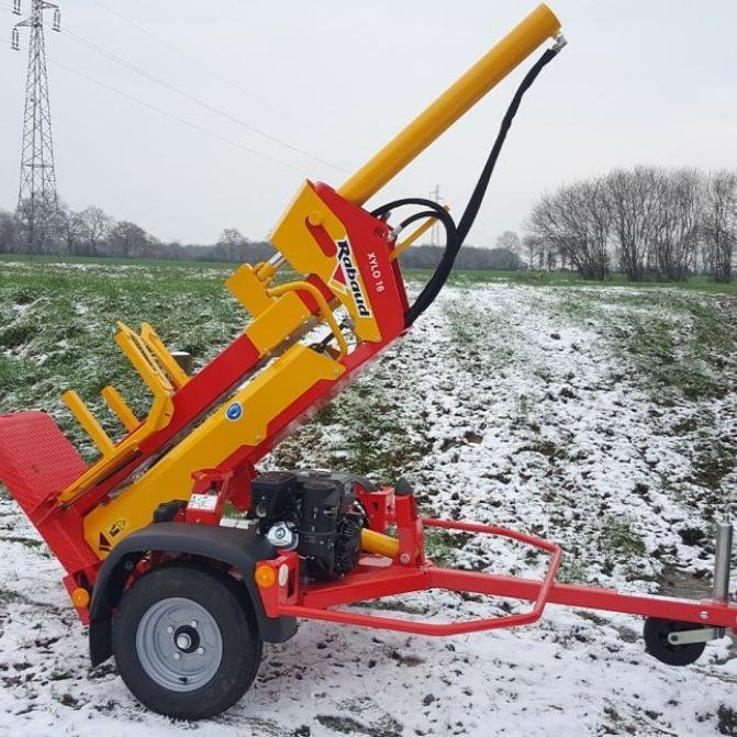Fendeur de bûches à moteur essence RABAUD XYLO 16 M 110 cm