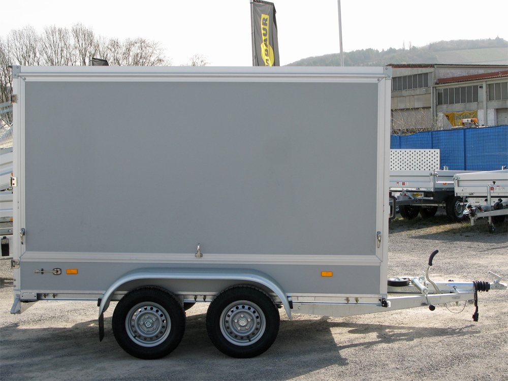 Remorque magasin Hapert Sapphire L-2 2000 avec volet de vente latéral