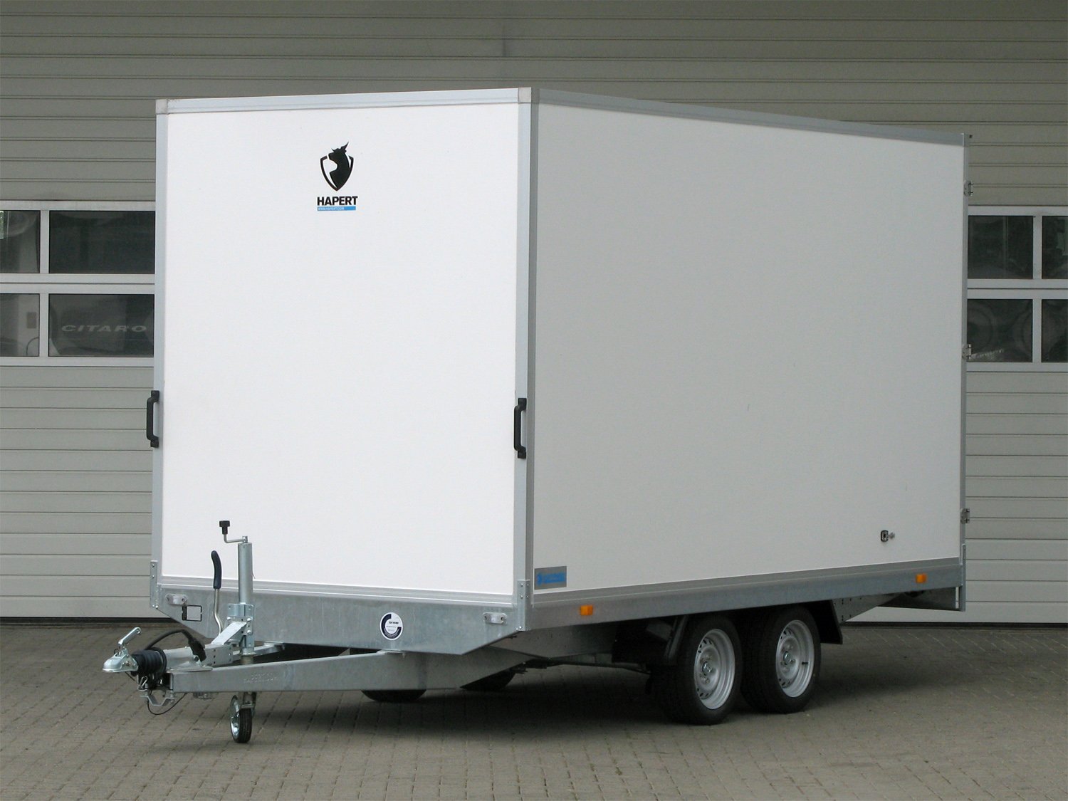 Remorque fourgon Hapert Sapphire H2 2700 en panneaux multiplex