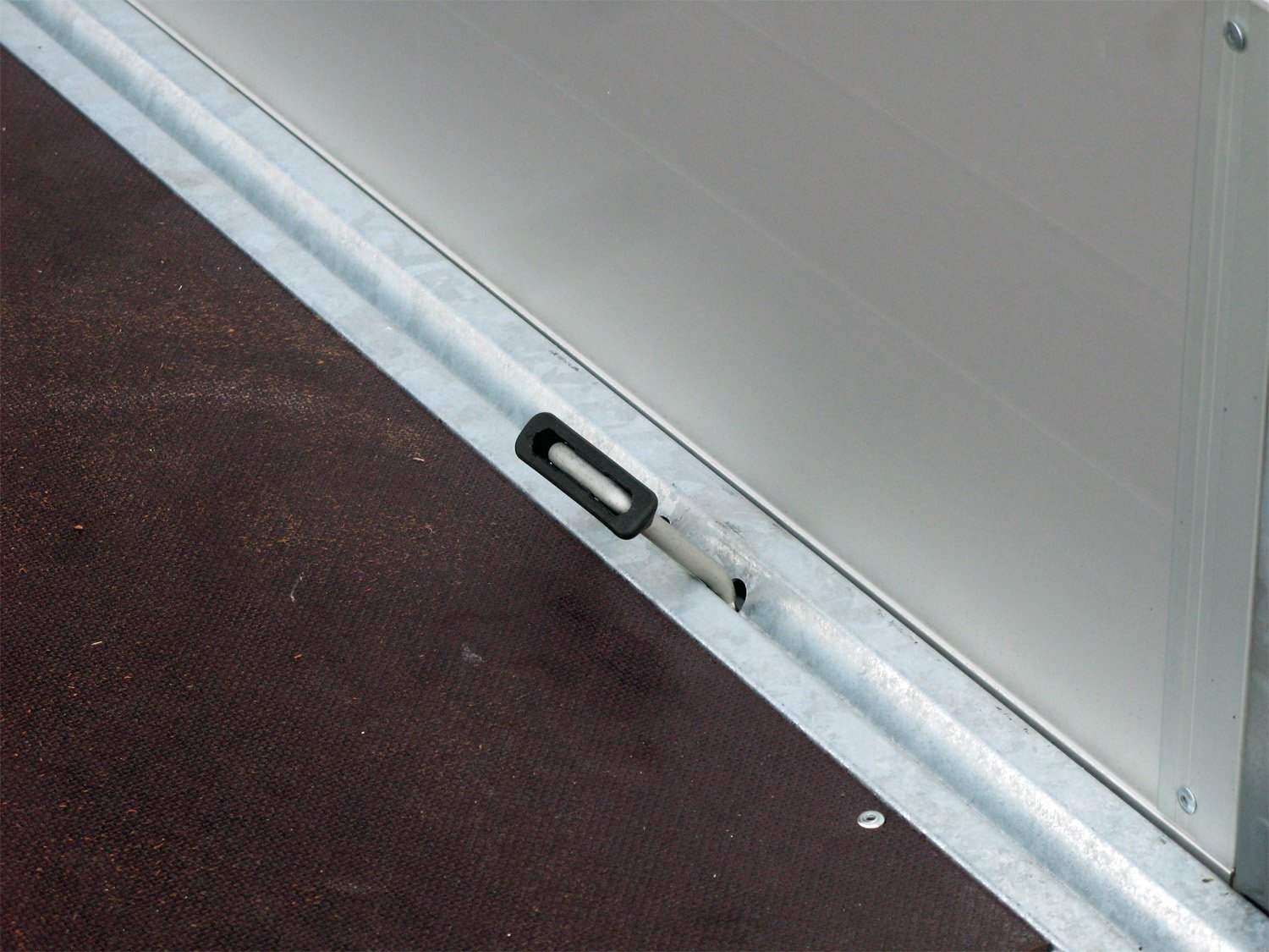 Remorque plateau Humbaur HU132314 avec rehausses de ridelles aluminium