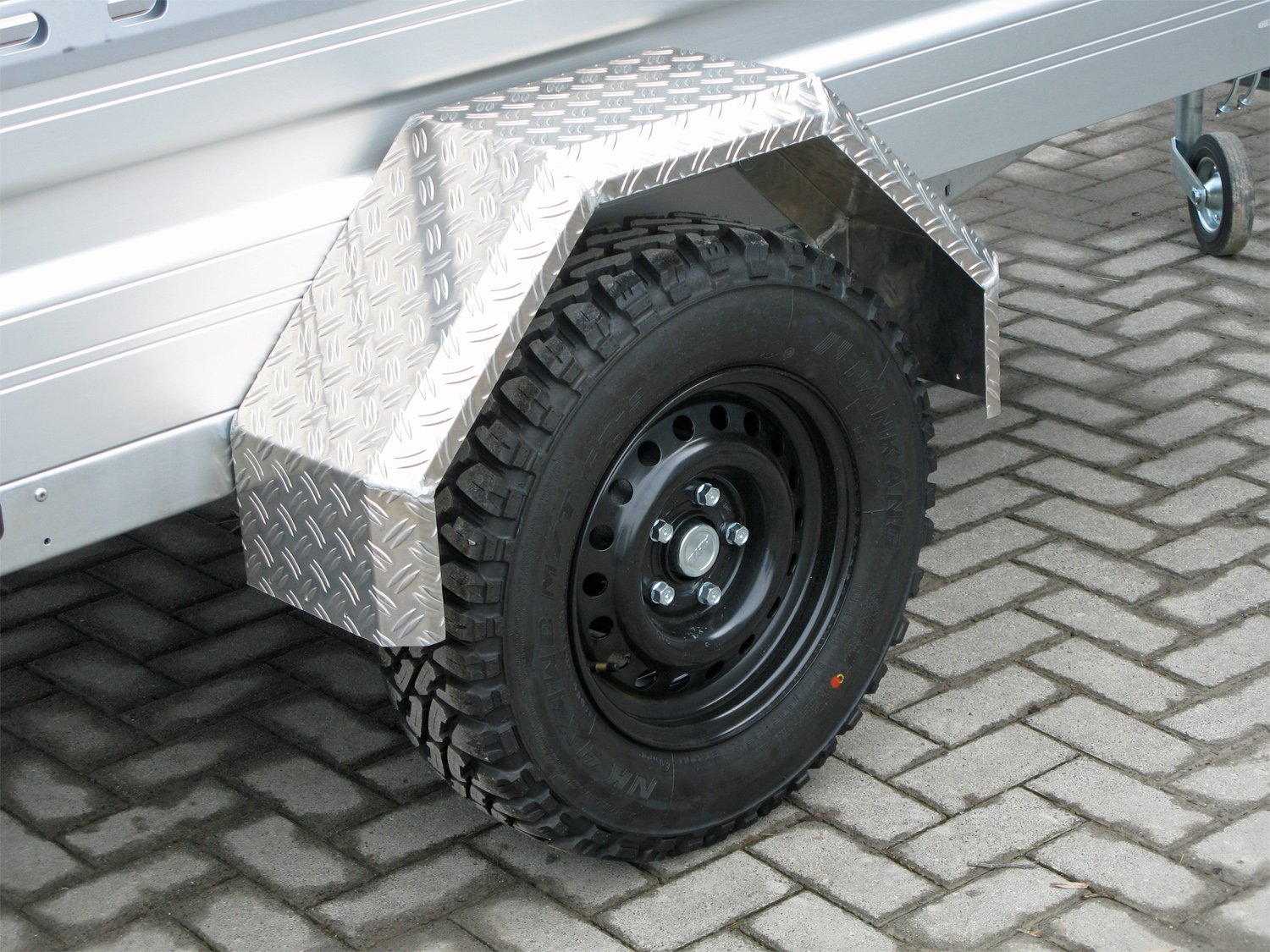 Remorque utilitaire Humbaur HA132513 KV Offroad avec rambarde latérale