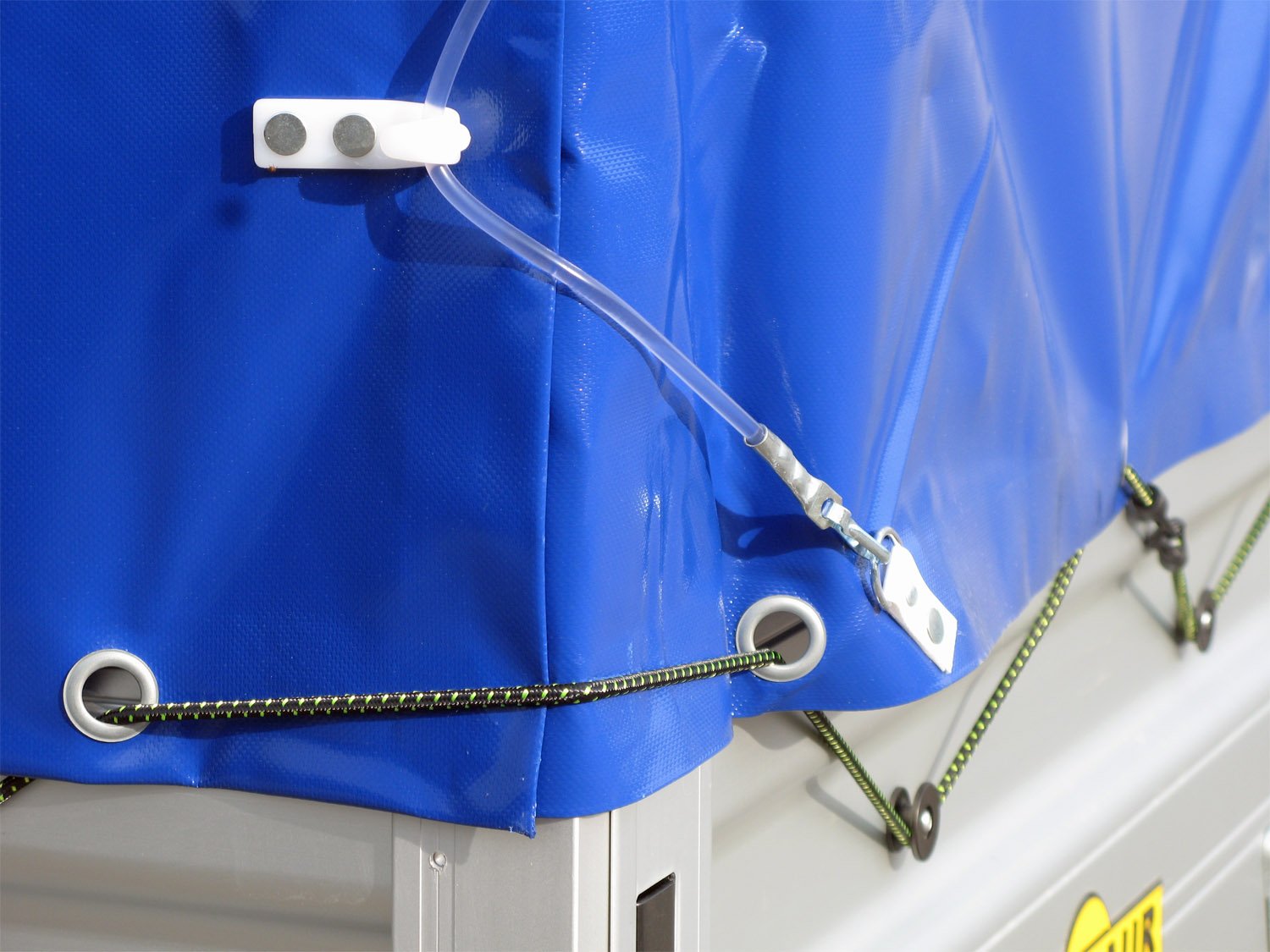 Remorque utilitaire HUMBAUR HA752111 KV bâche bleue