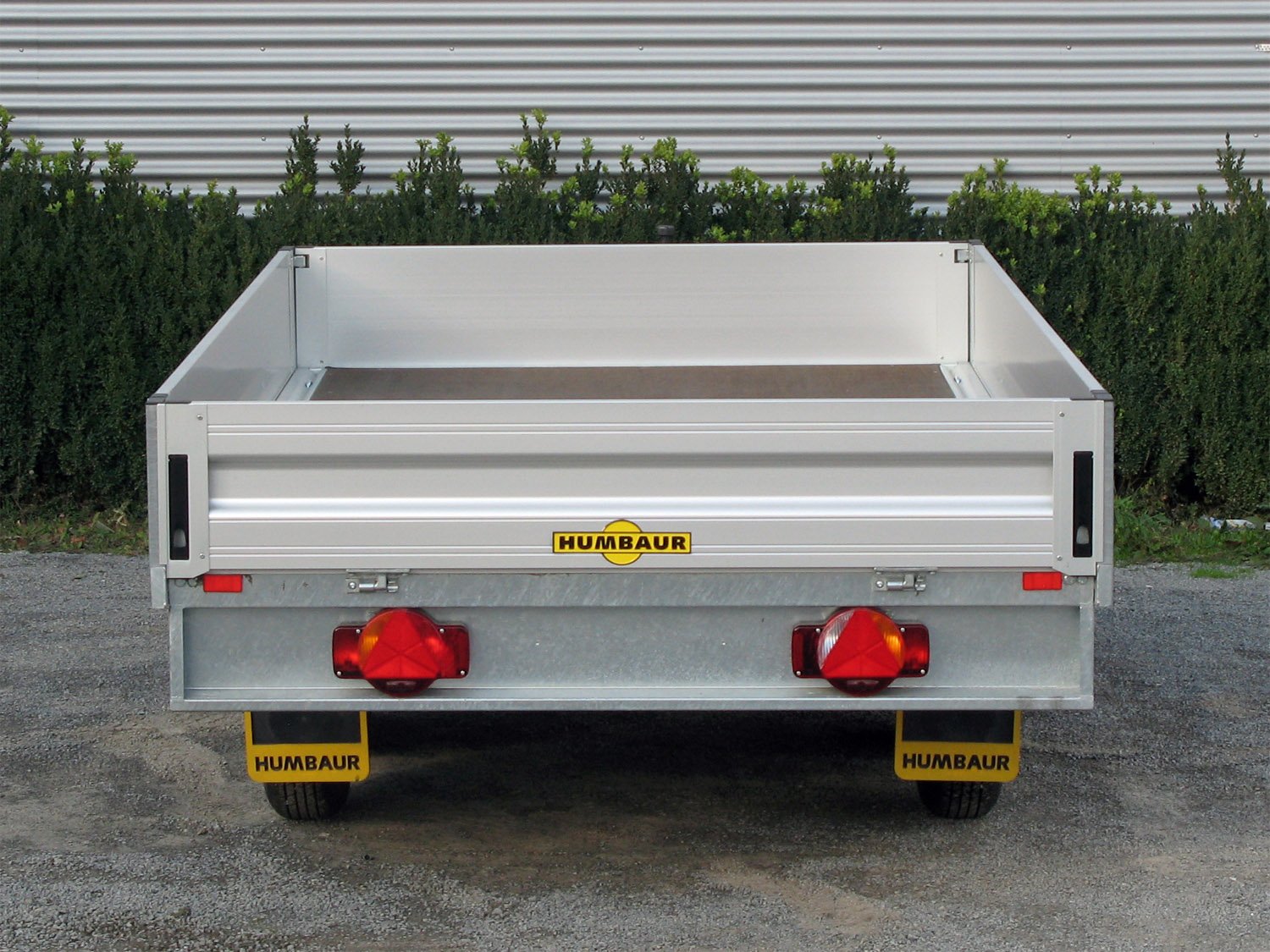 Remorque plateau HUMBAUR HT203116 2000 kg