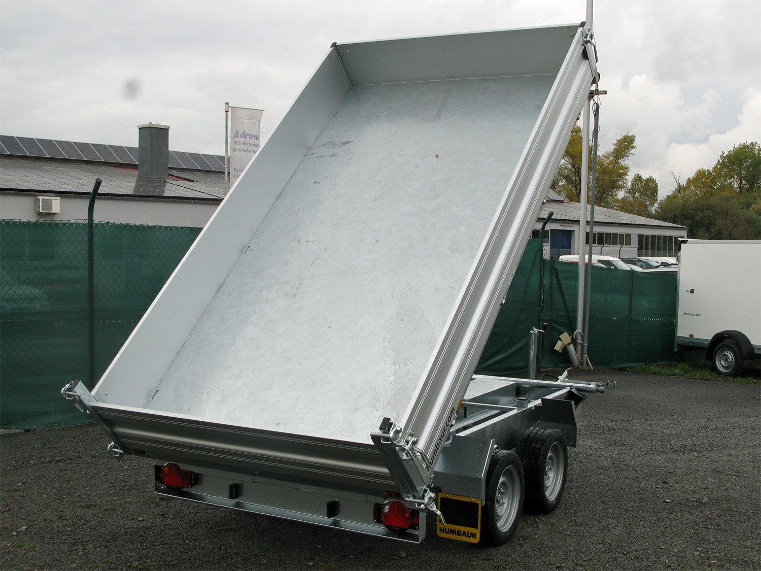 Remorque tribenne Humbaur HTK 3000.37 ALU avec pompe électrique
