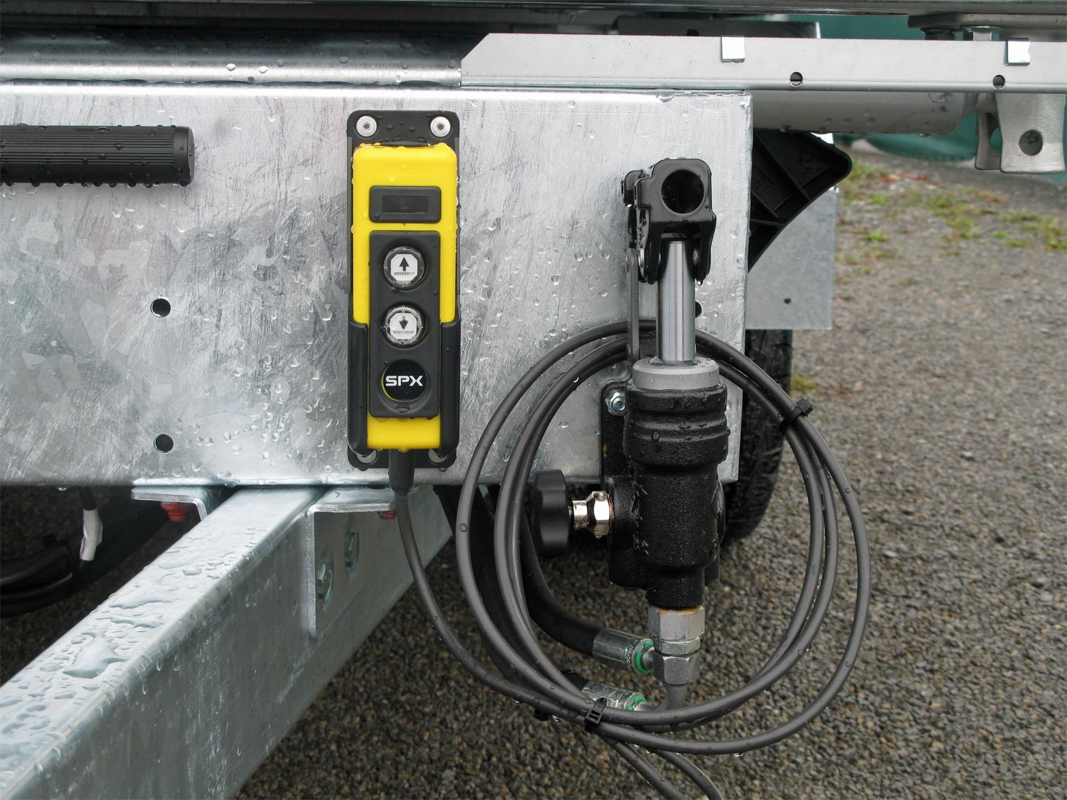 Remorque tribenne Humbaur HTK 3000.37 ALU avec pompe électrique