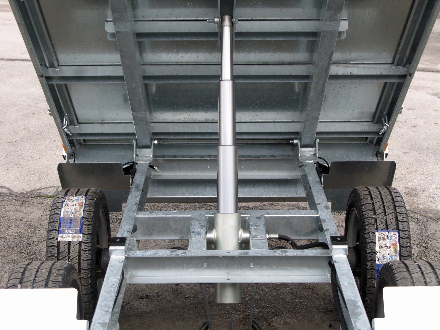 Remorque benne arrière Humbaur HUK 272715 avec pompe manuelle et FLEXePump