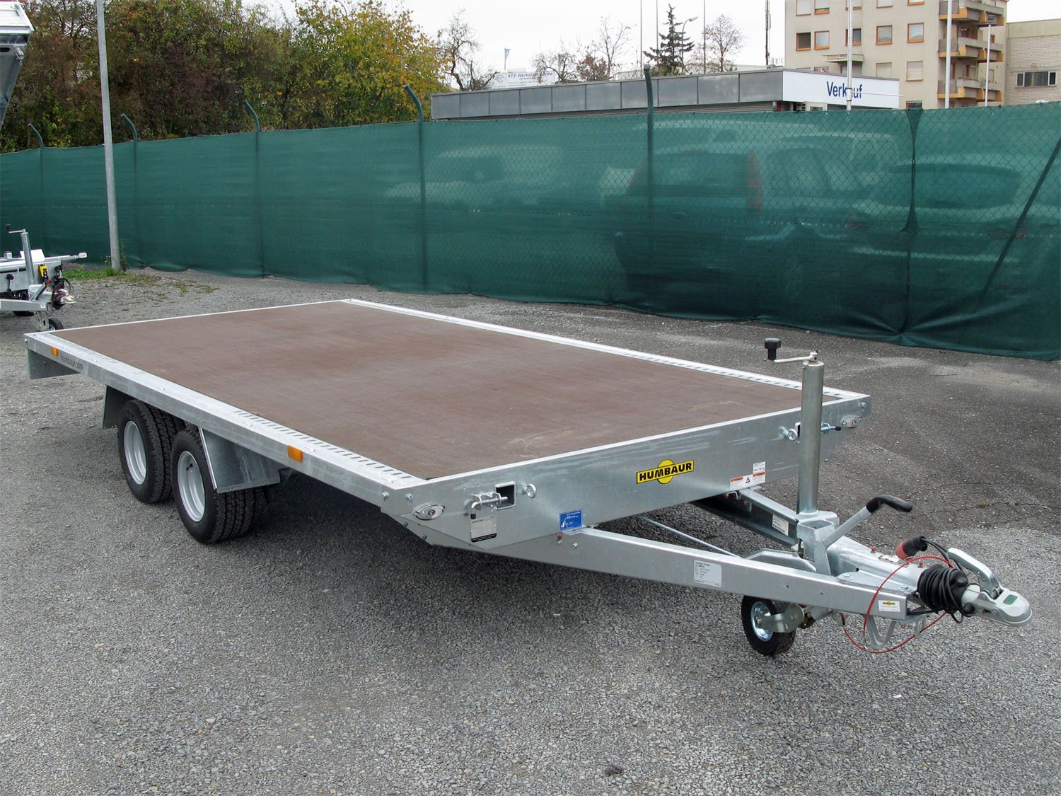 Remorque utilitaire Humbaur Universal 3000 avec treuil et rampes