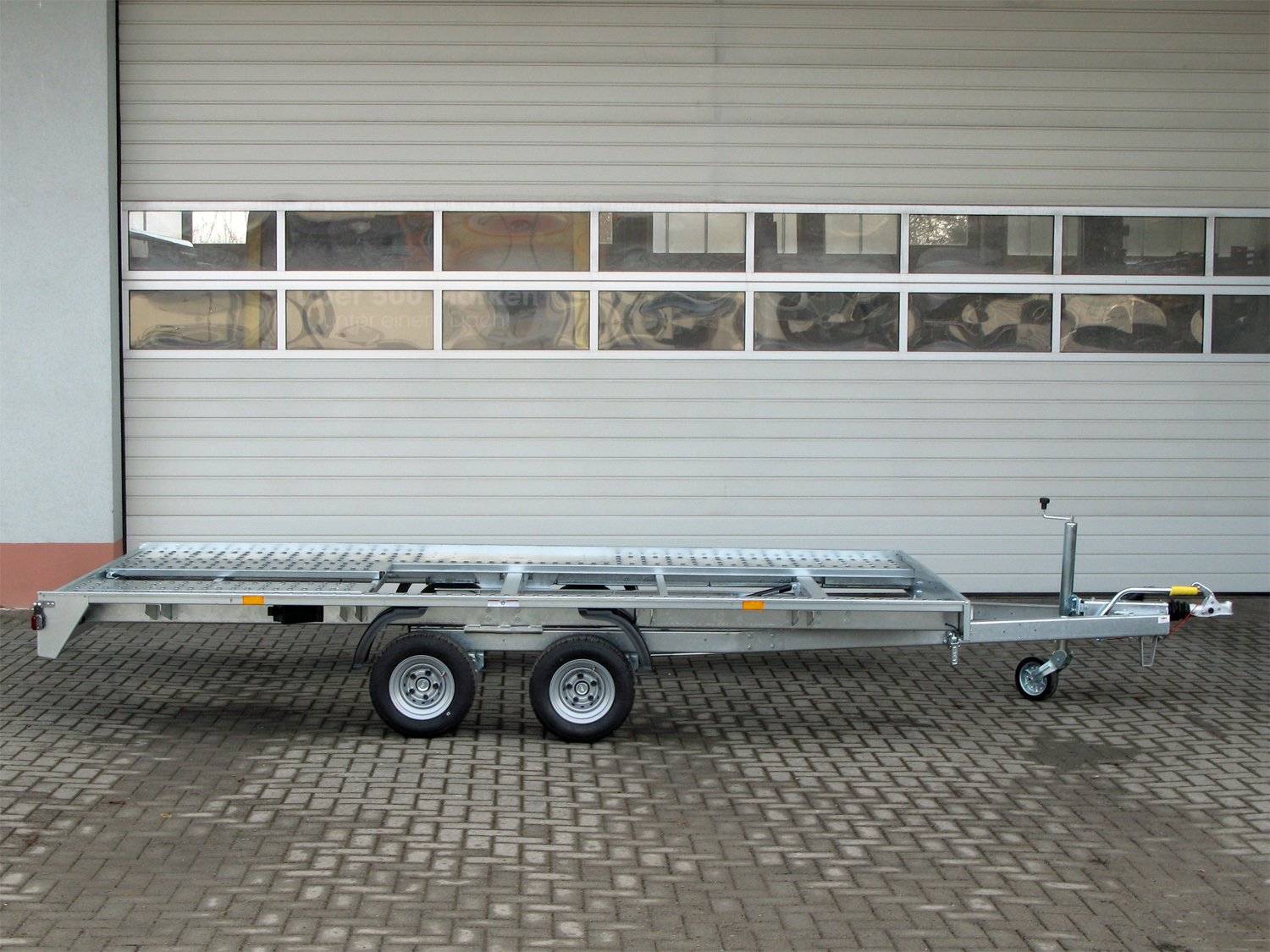Remorque porte-voiture Humbaur FTK 274022 basculante 2700 kg