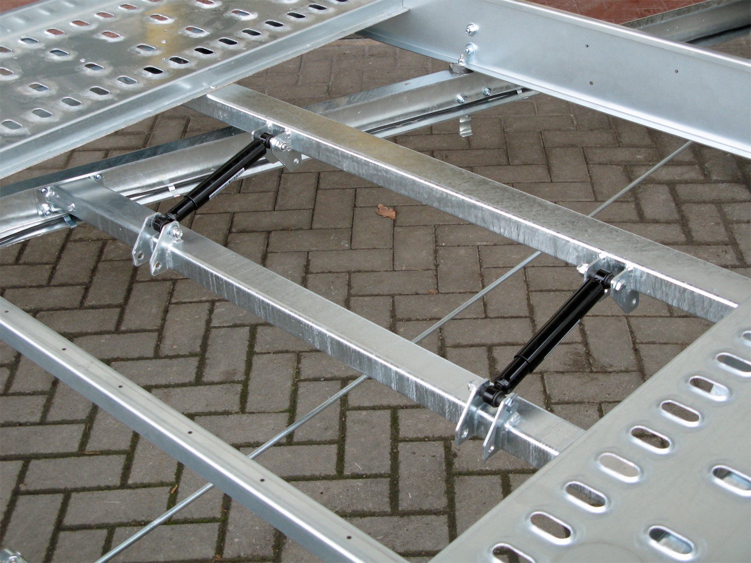 Remorque porte-voiture Humbaur FTK 274022 basculante 2700 kg