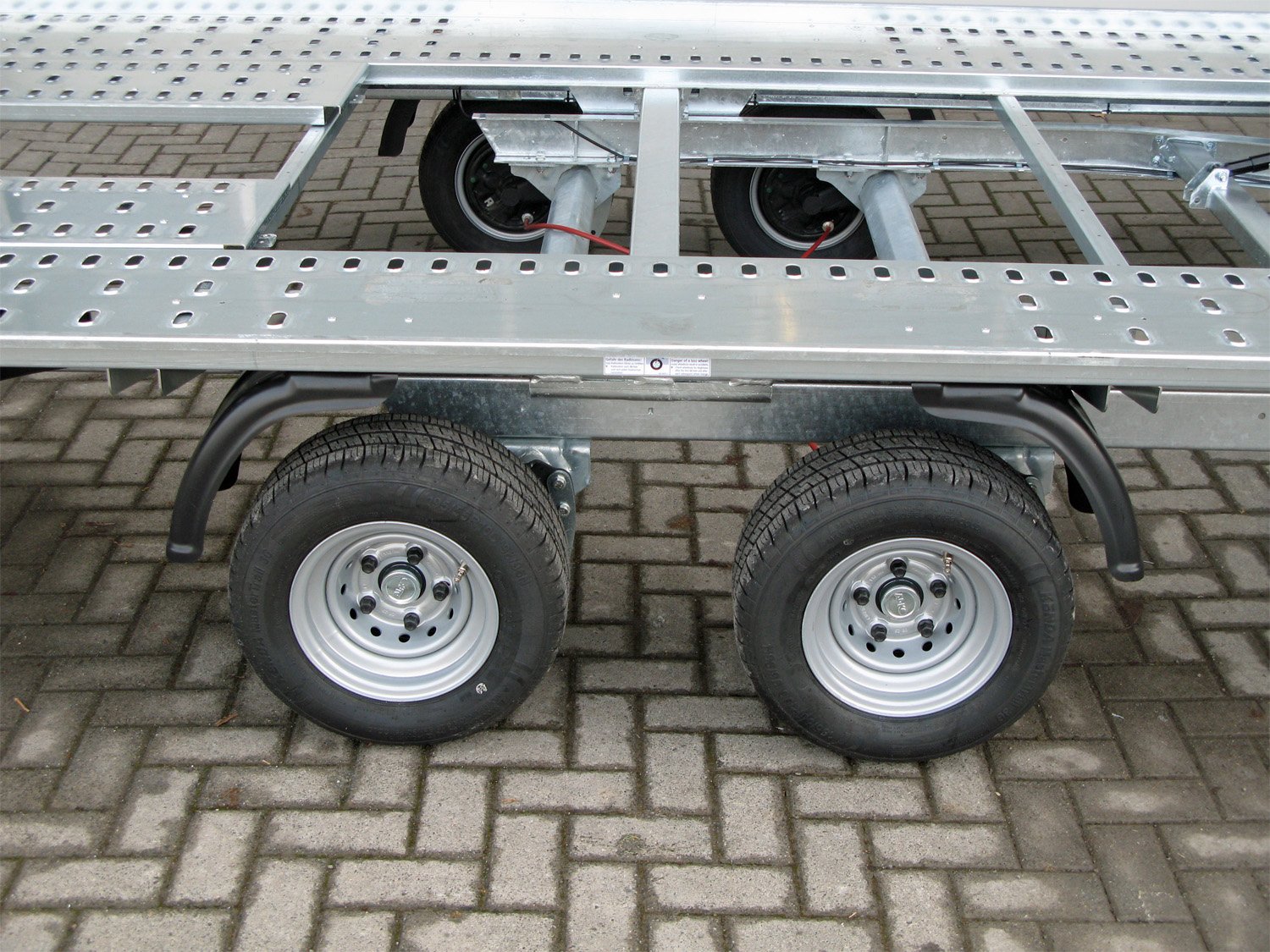 Remorque porte-voiture Humbaur FTK 274022 basculante 2700 kg