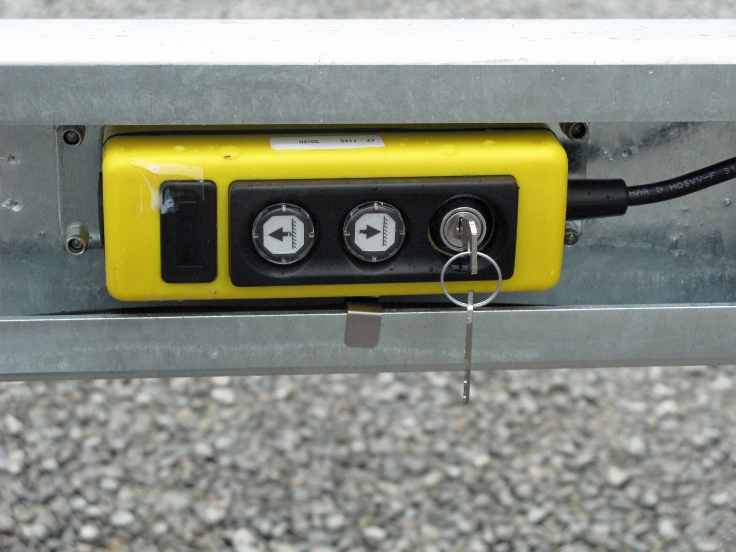 Remorque benne arrière SARIS K1 306 170 2700 2 E avec pompe électrique