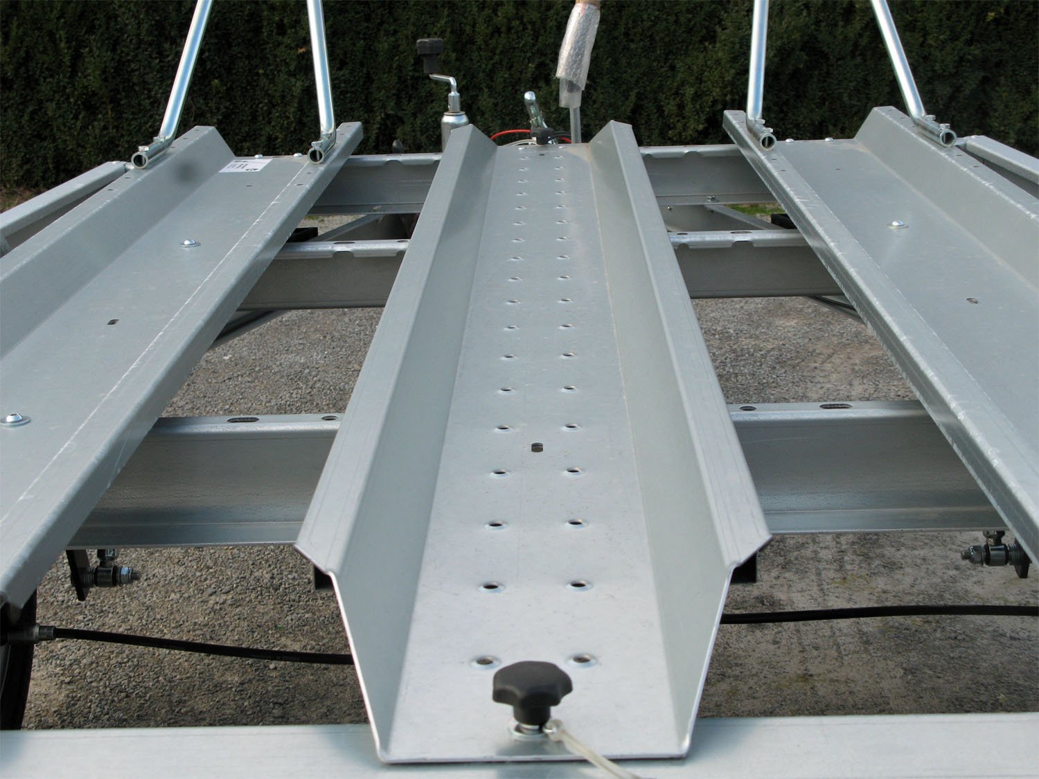 Remorque porte-motos STEMA MT 850 BS2 deux rails de maintien