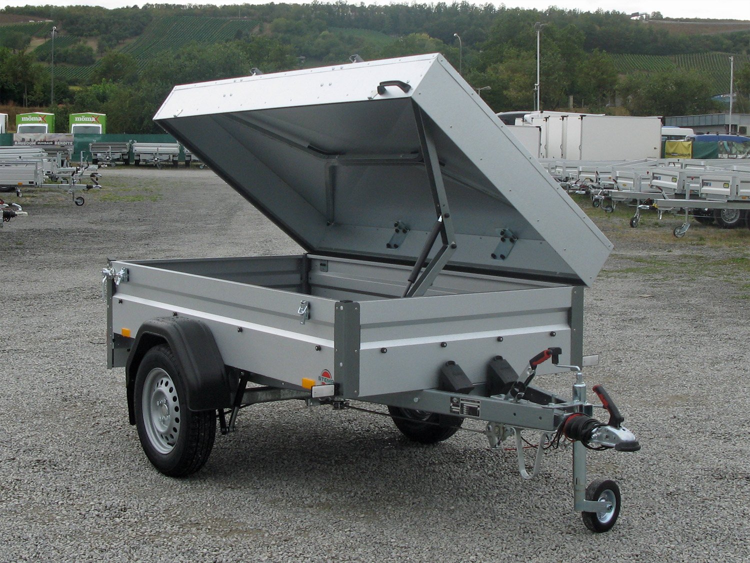 Remorque utilitaire STEMA FT 8.5-20-10.1B avec couvercle