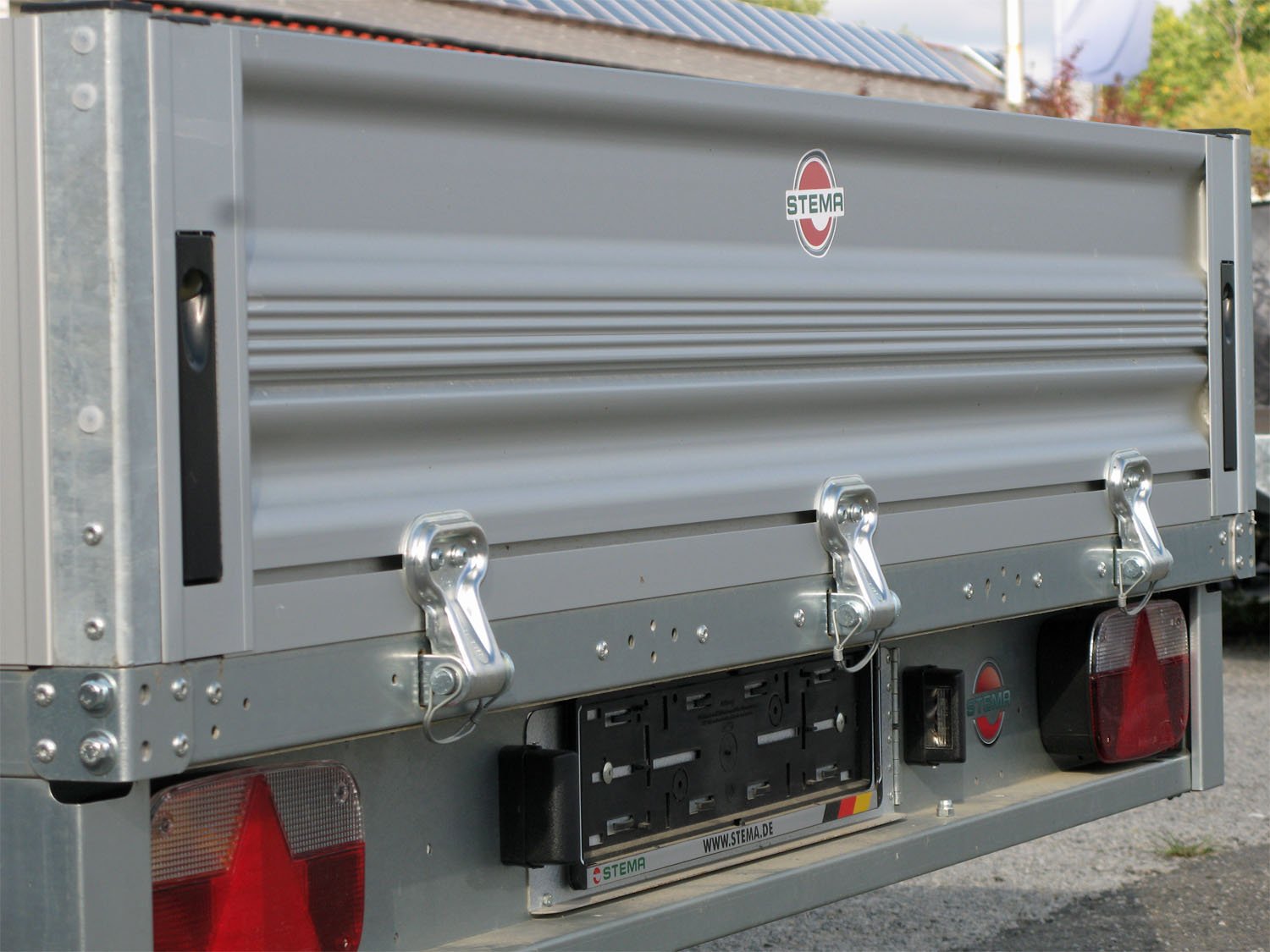 Remorque utilitaire STEMA ST O2 35-40-20.2 3500 kg à ridelles aluminium