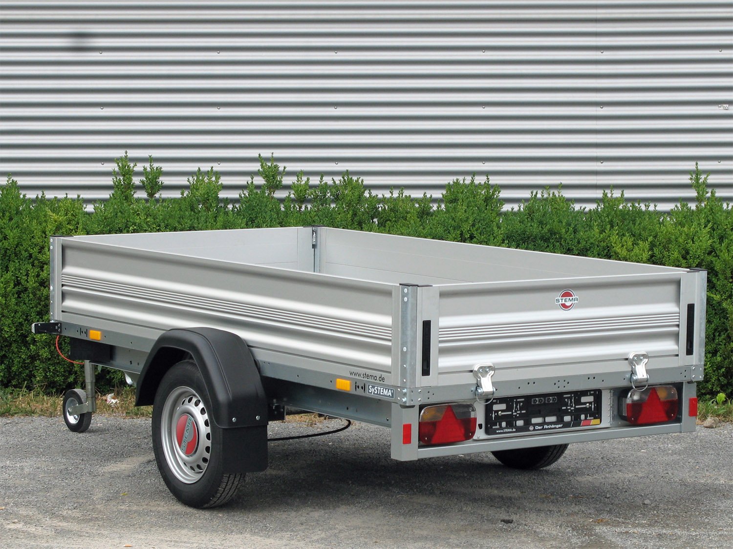 Remorque utilitaire STEMA ST O1 7.5-25-13.1 ridelles aluminium