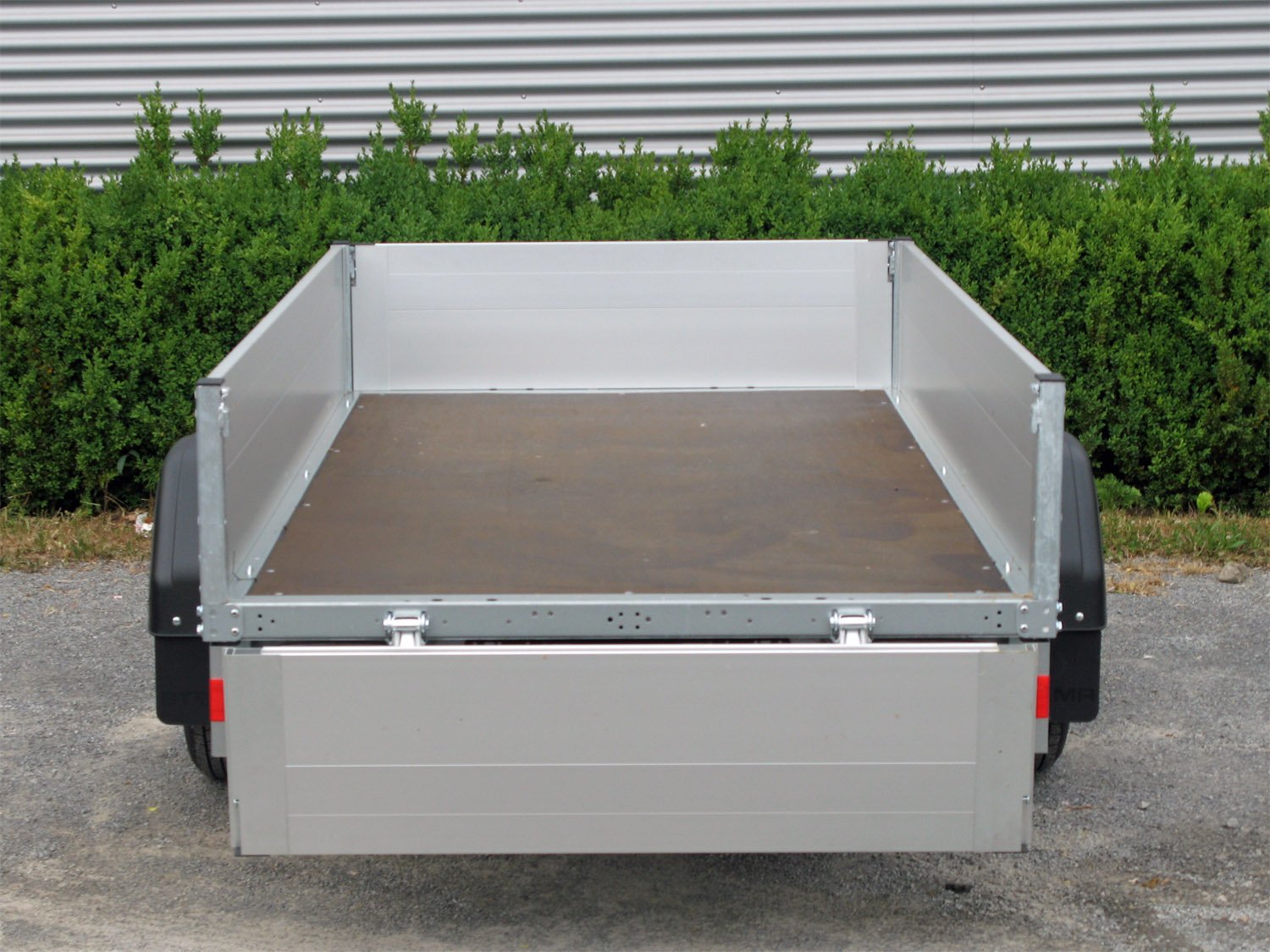 Remorque utilitaire STEMA ST O1 7.5-25-13.1 ridelles aluminium