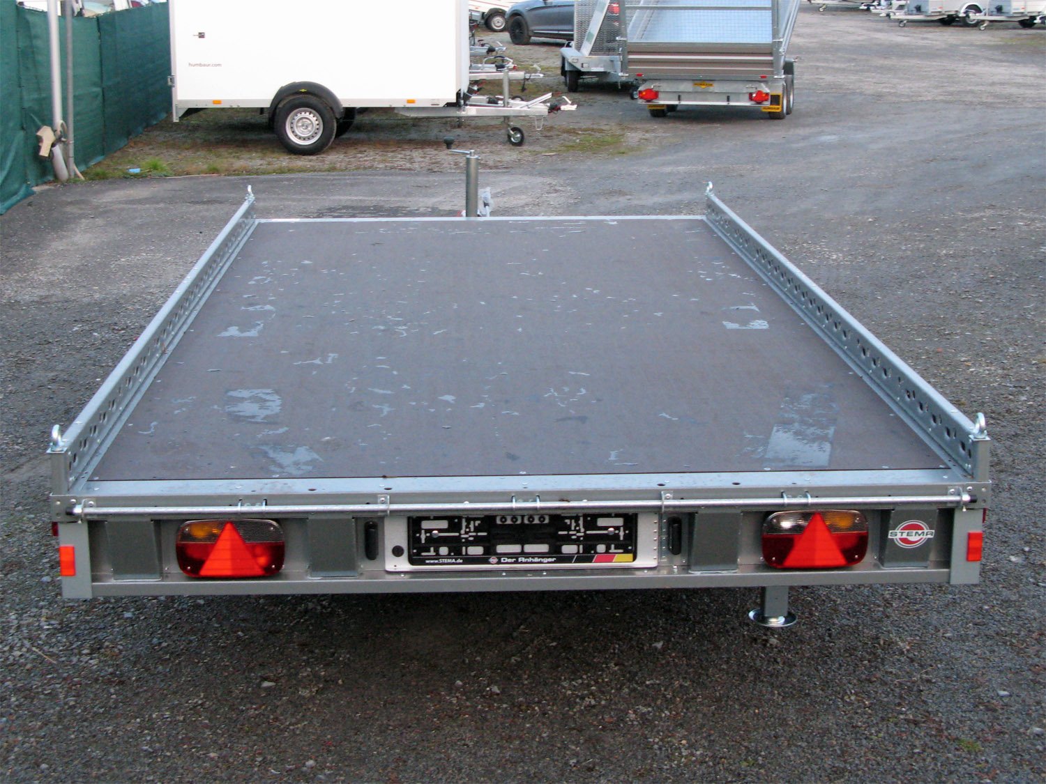 Remorque porte-voiture STEMA Carrier XL SHA O2 35-40-20.2 avec rampes