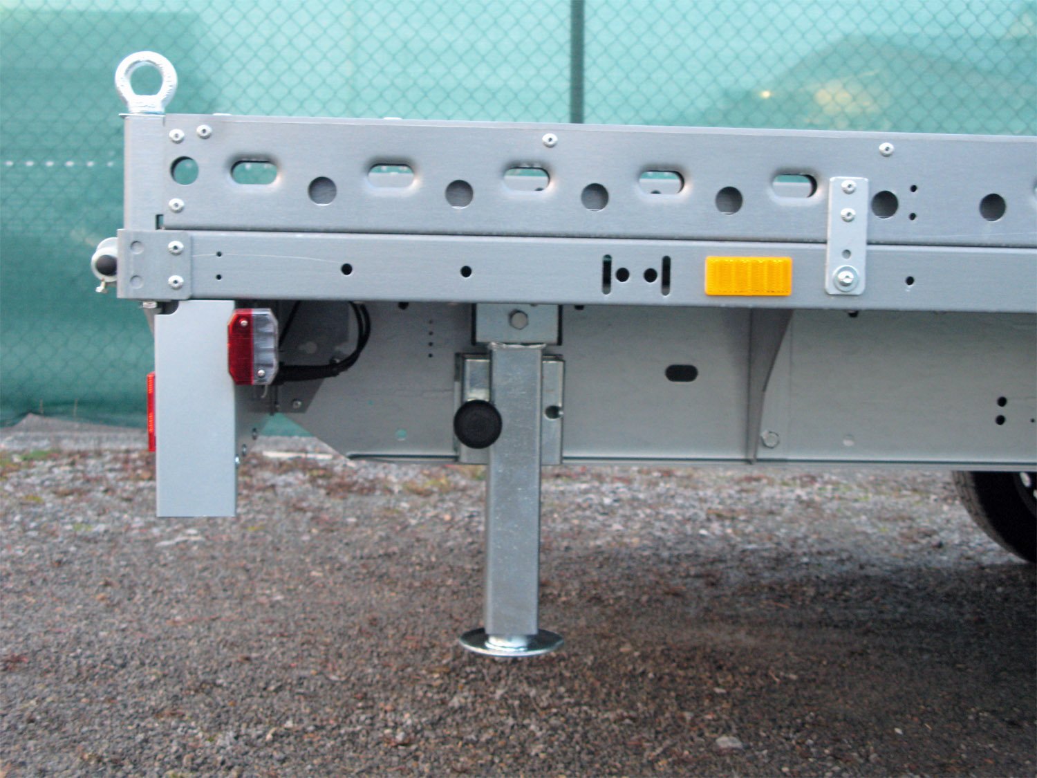 Remorque porte-voiture STEMA Carrier XL SHA O2 35-40-20.2 avec rampes