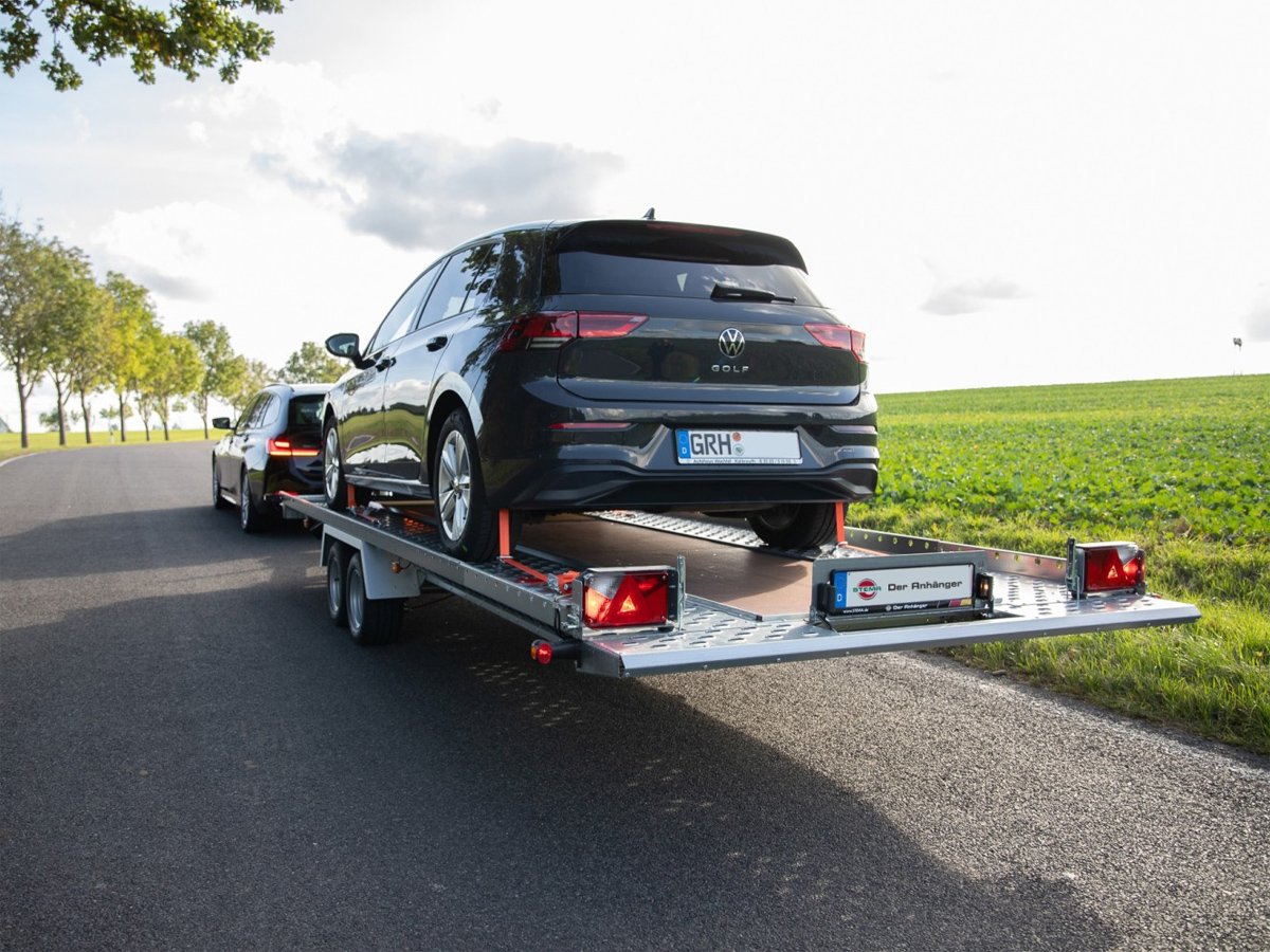 Remorque porte-voiture STEMA ATH 27-49-21.2 ATOUR Grande 2 700 kg