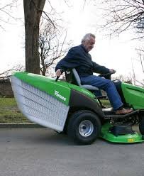 tondeuse autoportée Viking MT 6127 ZL