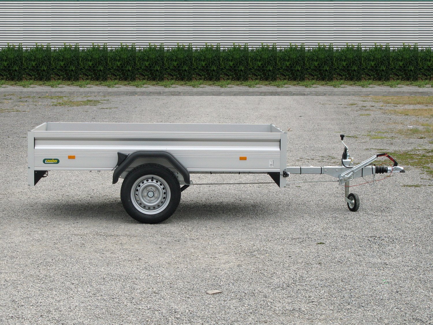 Remorque utilitaire Unsinn UT-K 2514-13-14 avec rampe grillagée