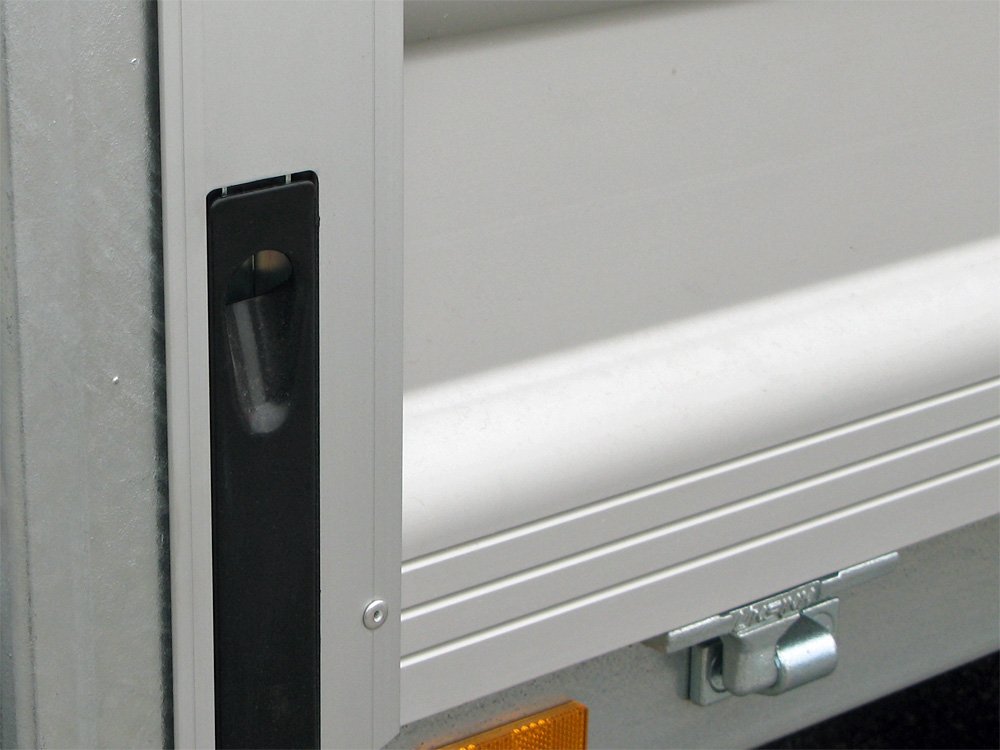 Remorque plateau Unsinn UH 2315-13-10 1350 kg à ridelles aluminium