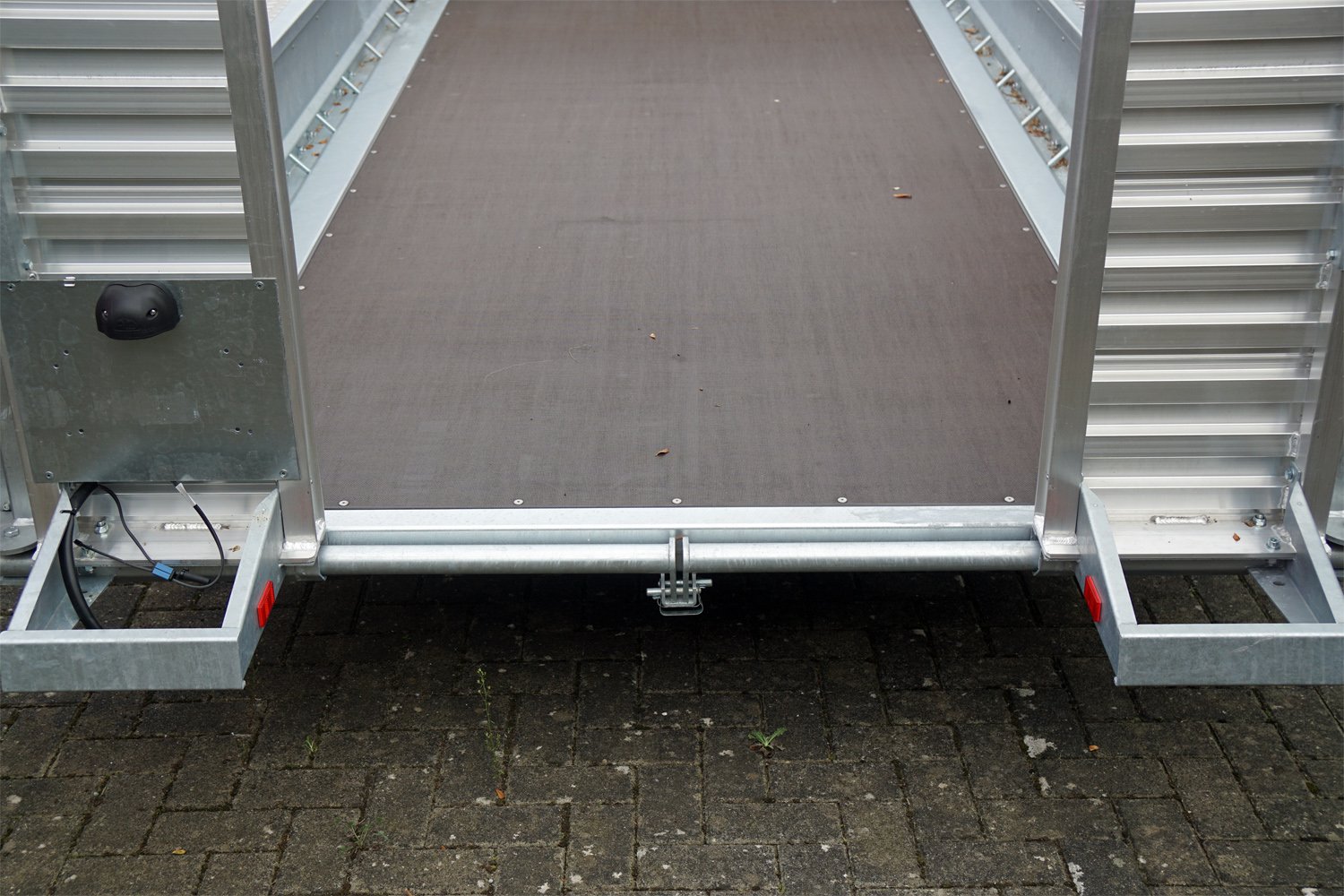Remorque porte-engins Unsinn UB 3618-35-14 avec rampes rabattables