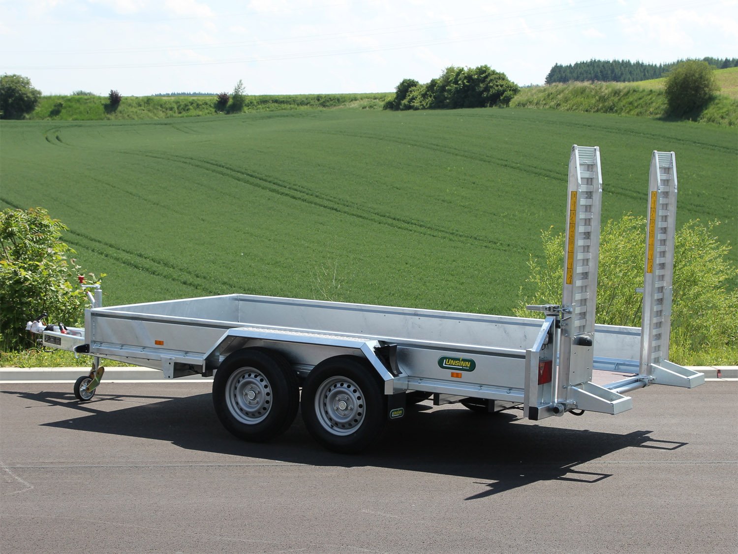 Remorque porte-engins Unsinn UB 3618-35-14 avec rampes rabattables