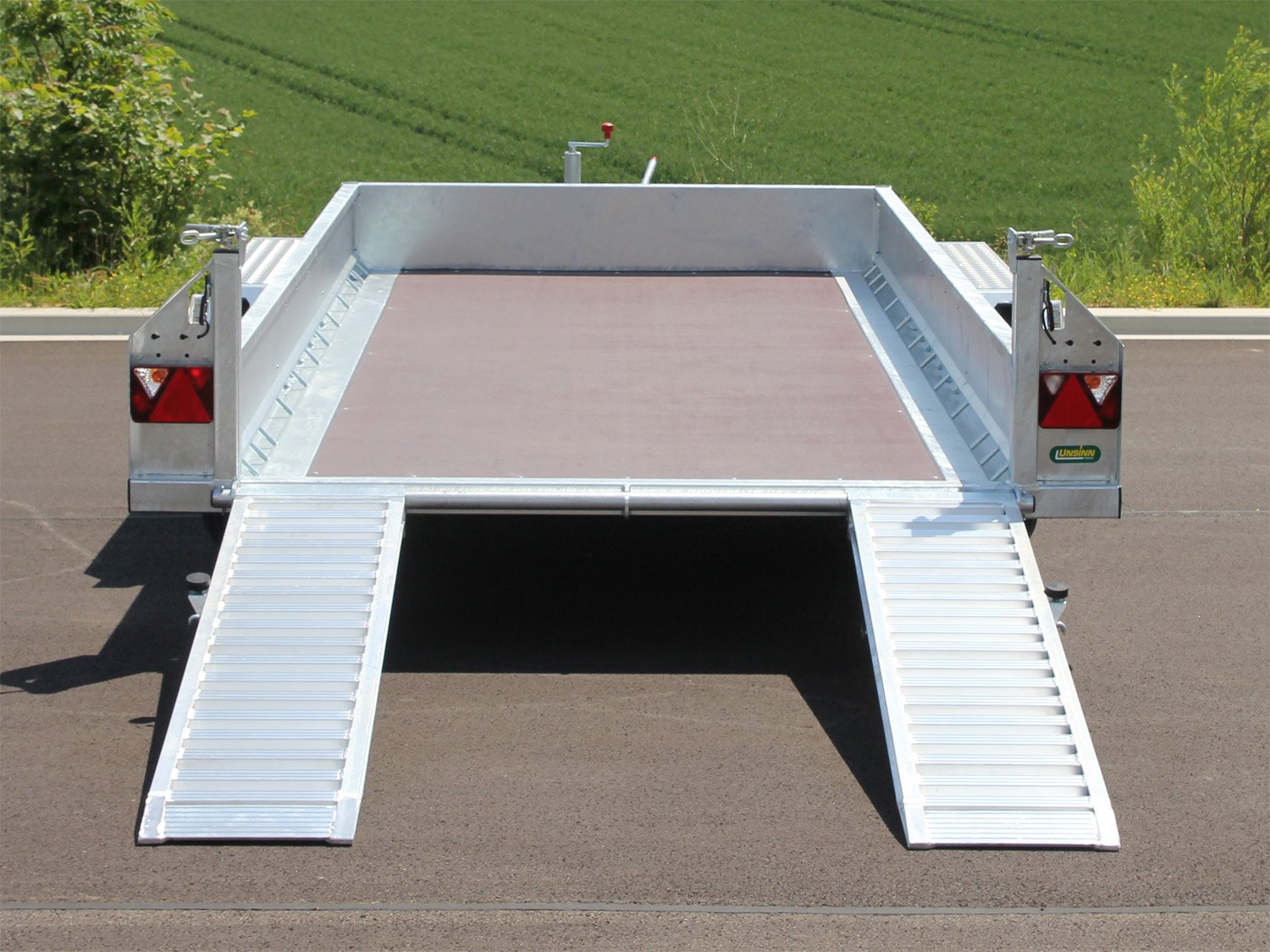 Remorque porte-engins Unsinn UB 3618-35-14 avec rampes rabattables